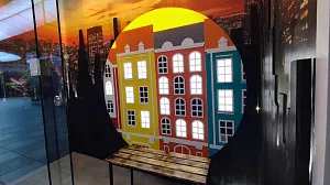 Інтер'єр магазину "Suncity" в ТРЦ "Піонер"