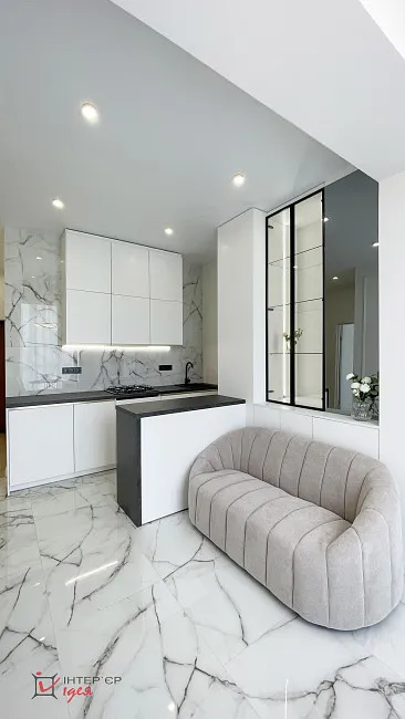 Стильна сучасна квартира площею 45 м²