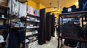 Інтер'єр магазину "Suncity" в ТРЦ "Піонер"